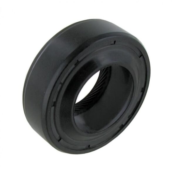 Main drive shaft oil seal